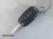 2020 Kia Sorento LX with VIN 5XYPG4A3XLG657574, listed as a IAAI auction lot 41851904 with 272,992 mi miles and . Bid and sale history available at DreamBid. Image 11.