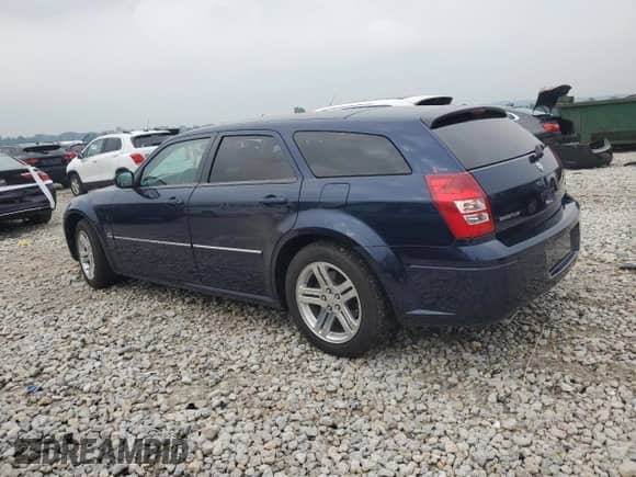 2005 Dodge Magnum RT with VIN 2D8GV58225H604592, listed as a Copart auction lot 62571555 with 69,063 mi miles and Clean title. Bid and sale history available at DreamBid. Image 2.