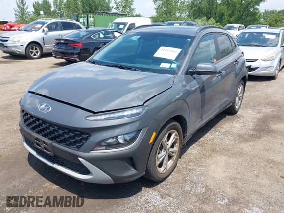 2023 Hyundai Kona SEL с VIN KM8K3CAB1PU984257, выставлен на аукционе IAAI как лот 42653964 с пробегом 16 887 миль миль и . История ставок и продаж доступна на DreamBid. Изображение 2.