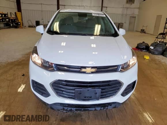 2021 Chevrolet Trax LS z VIN KL7CJNSB5MB302297, wystawiony jako Copart lot #69221595 z przebiegiem 114 078 mil mil oraz Czysty tytuł • Clean title. Historia ofert i sprzedaży dostępna na DreamBid. Obrazek 5.
