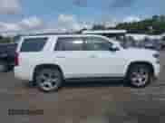 2019 Chevrolet Tahoe LT с VIN 1GNSKBKC7KR330875, выставлен на аукционе IAAI как лот 42883477 с пробегом Не указан миль и . История ставок и продаж доступна на DreamBid. Изображение 13.