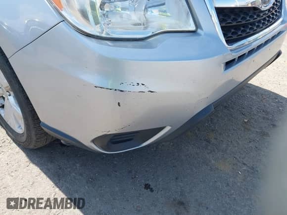 2016 Subaru Forester 2.5i with VIN JF2SJABC7GH453550, listed as a IAAI auction lot 43408228 with 206,822 mi miles and . Bid and sale history available at DreamBid. Image 6.