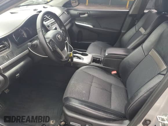 2014 Toyota Camry SE с VIN 4T1BF1FK6EU392726, выставлен на аукционе Copart как лот 82132635 с пробегом 247 541 миль миль и Списание • Salvage title. История ставок и продаж доступна на DreamBid. Изображение 7.