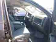 2017 Ram 1500 Tradesman z VIN 1C6RR7FG7HS827656, wystawiony jako IAAI lot #42804384 z przebiegiem 99 615 mil mil oraz . Historia ofert i sprzedaży dostępna na DreamBid. Obrazek 5.