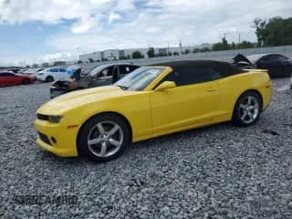 2015 Chevrolet Camaro LT z VIN 2G1FD3D3XF9148300, wystawiony jako Copart lot #80341425 z przebiegiem 113 477 mil mil oraz Czysty tytuł • Clean title. Historia ofert i sprzedaży dostępna na DreamBid. Obrazek 1.