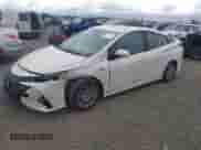2018 Toyota Prius Plus z VIN JTDKARFP9J3095575, wystawiony jako IAAI lot #42408526 z przebiegiem 166 914 mil mil oraz . Historia ofert i sprzedaży dostępna na DreamBid. Obrazek 17.