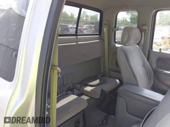 2001 Toyota Tacoma с VIN 5TEWN72N11Z855904, выставлен на аукционе IAAI как лот 42575000 с пробегом 209 250 миль миль и . История ставок и продаж доступна на DreamBid. Изображение 8.