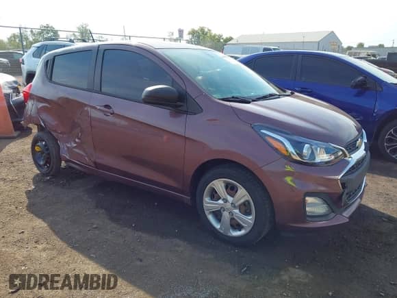 2021 Chevrolet Spark LS с VIN KL8CB6SA4MC705090, выставлен на аукционе IAAI как лот 43198164 с пробегом 67 501 миль миль и . История ставок и продаж доступна на DreamBid. Изображение 1.