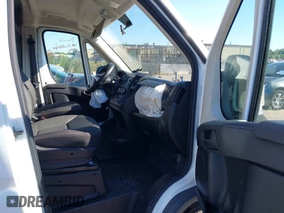 2017 Ram ProMaster Cargo с VIN 3C6TRVAG4HE523107, выставлен на аукционе IAAI как лот 43086169 с пробегом 231 382 миль миль и . История ставок и продаж доступна на DreamBid. Изображение 5.