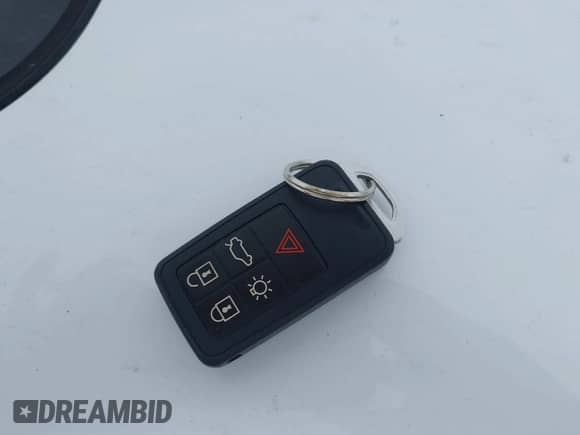 2018 Volvo S60 Inscription с VIN LYV402HK5JB169518, выставлен на аукционе IAAI как лот 42286721 с пробегом Не указан миль и . История ставок и продаж доступна на DreamBid. Изображение 11.