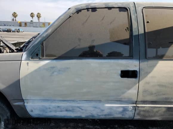 1997 GMC Sierra 1500 z VIN 2GTEC19R8V1527235, wystawiony jako Copart lot #66169475 z przebiegiem Nie podano mil oraz Szkoda całkowita • Salvage title. Historia ofert i sprzedaży dostępna na DreamBid. Obrazek 7.