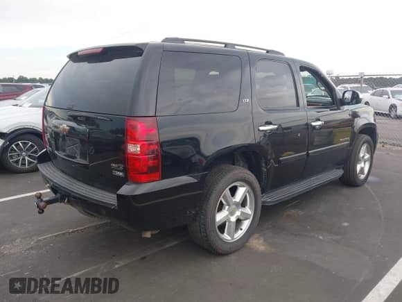 2008 Chevrolet Tahoe 3LT с VIN 1GNFK13088J155544, выставлен на аукционе IAAI как лот 43186198 с пробегом 226 439 миль миль и . История ставок и продаж доступна на DreamBid. Изображение 4.
