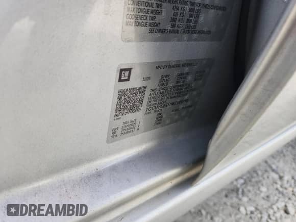 2021 Chevrolet Silverado 1500 LT with VIN 1GCUYDED7MZ169799, listed as a Copart auction lot 70439155 with 76,465 mi miles and Salvage title. Bid and sale history available at DreamBid. Image 12.