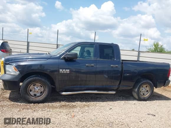2013 Ram 1500 Tradesman with VIN 1C6RR6FG8DS572519, listed as a IAAI auction lot 42091650 with 154,323 mi miles and . Bid and sale history available at DreamBid. Image 14.