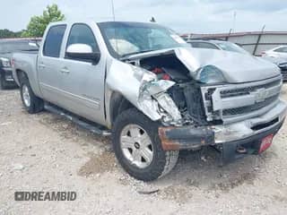 2011 Chevrolet Silverado 1500 LT with VIN 3GCPKSE38BG188675, listed as a IAAI auction lot 42869165 with 277,730 mi miles and . Bid and sale history available at DreamBid. Image 1.