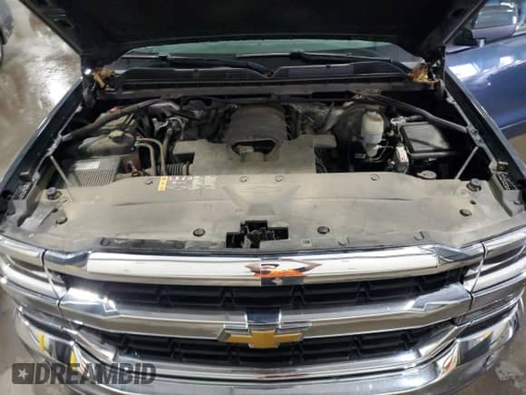 2018 Chevrolet Silverado 1500 LT z VIN 3GCUKREC5JG317420, wystawiony jako Copart lot #65535305 z przebiegiem 43 632 mil mil oraz Szkoda całkowita • Salvage title. Historia ofert i sprzedaży dostępna na DreamBid. Obrazek 11.