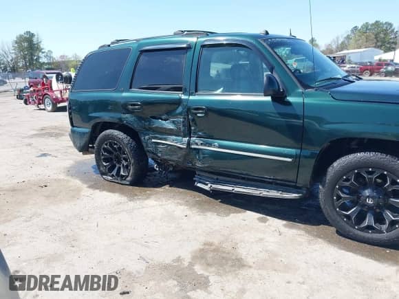 2004 Chevrolet Tahoe LS with VIN 1GNEK13Z74J182853, listed as a IAAI auction lot 41919117 with 141,188 mi miles and . Bid and sale history available at DreamBid. Image 6.