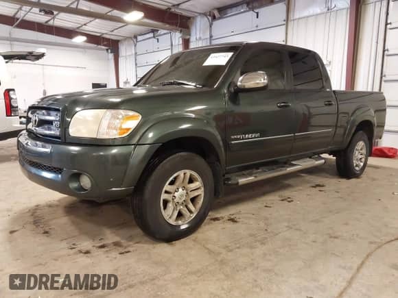 2006 Toyota Tundra SR5 z VIN 5TBET34186S536033, wystawiony jako IAAI lot #43427743 z przebiegiem 191 076 mil mil oraz . Historia ofert i sprzedaży dostępna na DreamBid. Obrazek 2.