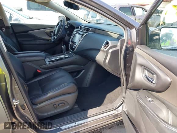 2020 Nissan Murano SL with VIN 5N1AZ2CSXLN151644, listed as a IAAI auction lot 43186153 with 66,887 mi miles and . Bid and sale history available at DreamBid. Image 5.