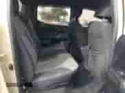 2020 Toyota Tacoma SR5 z VIN 3TMBZ5DN5LM026533, wystawiony jako IAAI lot #41529069 z przebiegiem 87 710 mil mil oraz . Historia ofert i sprzedaży dostępna na DreamBid. Obrazek 8.