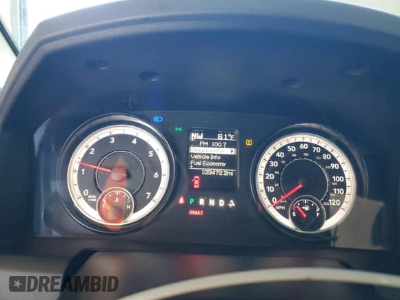 2015 Ram 1500 Express с VIN 1C6RR7KT7FS647335, выставлен на аукционе Copart как лот 85763605 с пробегом 139 472 миль миль и Списание • Salvage title. История ставок и продаж доступна на DreamBid. Изображение 9.