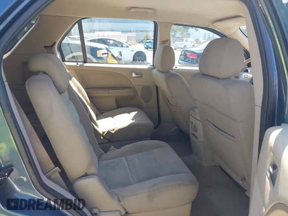 2005 Ford Freestyle SEL с VIN 1FMZK02185GA36424, выставлен на аукционе IAAI как лот 42715260 с пробегом 234 552 миль миль и . История ставок и продаж доступна на DreamBid. Изображение 8.