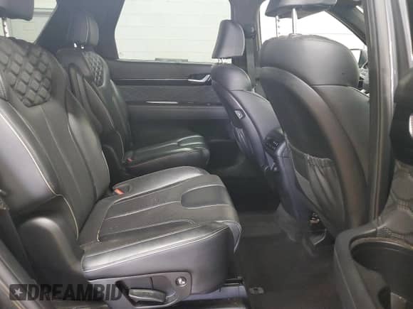 2020 Hyundai Palisade Limited с VIN KM8R5DHE3LU050741, выставлен на аукционе Copart как лот 69299575 с пробегом 108 391 миль миль и Списание • Salvage title. История ставок и продаж доступна на DreamBid. Изображение 11.
