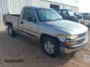 2000 Chevrolet Silverado 1500 LS with VIN 1GCEC14W2YZ179649, listed as a IAAI auction lot 42525015 with 284,859 mi miles and . Bid and sale history available at DreamBid. Image 1.