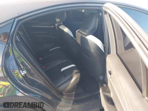 2025 Toyota Camry SE with VIN 4T1DAACK3SU592440, listed as a IAAI auction lot 43243159 with 7,671 mi miles and . Bid and sale history available at DreamBid. Image 8.