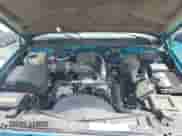 1996 GMC Sierra 1500 с VIN 1GTEC14R5TZ535756, выставлен на аукционе Copart как лот 61468735 с пробегом 145 833 миль миль и Списание • Salvage title. История ставок и продаж доступна на DreamBid. Изображение 11.