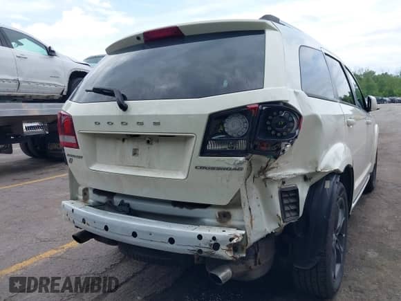 2018 Dodge Journey Crossroad with VIN 3C4PDDGG2JT387250, listed as a IAAI auction lot 42534756 with 134,594 mi miles and . Bid and sale history available at DreamBid. Image 18.