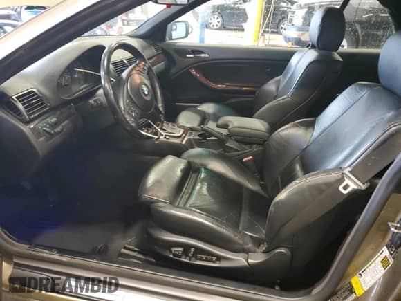 2006 BMW 3 Series 325Ci with VIN WBABW33466PX88903, listed as a Copart auction lot 66995175 with 88,587 mi miles and Salvage title. Bid and sale history available at DreamBid. Image 7.