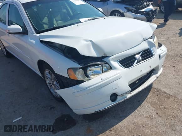 2009 Volvo S60 2.5T with VIN YV1RS592292740096, listed as a IAAI auction lot 42903092 with 163,275 mi miles and . Bid and sale history available at DreamBid. Image 6.