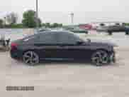 2019 Honda Accord Sport z VIN 1HGCV2F32KA004612, wystawiony jako IAAI lot #42400331 z przebiegiem 33 942 mil mil oraz . Historia ofert i sprzedaży dostępna na DreamBid. Obrazek 13.