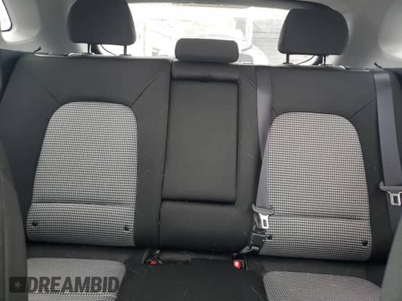 2019 Hyundai Kona SEL с VIN KM8K2CAA7KU338465, выставлен на аукционе Copart как лот 71828344 с пробегом 50 579 миль миль и Списание • Salvage title. История ставок и продаж доступна на DreamBid. Изображение 10.