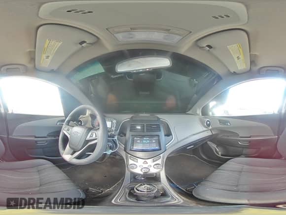 2012 Chevrolet Sonic LT z VIN 1G1JD5SBXC4225133, wystawiony jako Copart lot #68525054 z przebiegiem 93 000 mil mil oraz Szkoda całkowita • Salvage title. Historia ofert i sprzedaży dostępna na DreamBid. Obrazek 13.