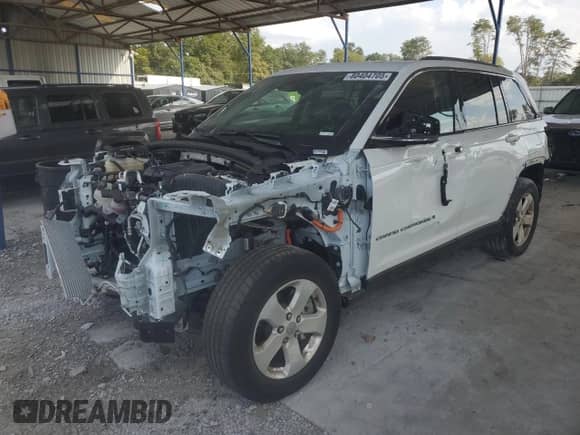 2024 Jeep Grand Cherokee with VIN 1C4RJYB67RC719228, listed as a Copart auction lot 80404705 with 17,025 mi miles and Salvage title. Bid and sale history available at DreamBid. Image 1.