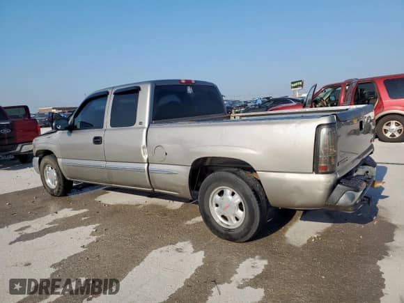 2000 GMC Sierra 1500 SLE with VIN 2GTEC19VXY1171355, listed as a Copart auction lot 67357465 with 340,576 mi miles and Salvage title. Bid and sale history available at DreamBid. Image 2.