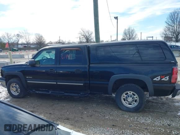 2004 Chevrolet Silverado 2500 LT с VIN 1GCGK23U84F146779, выставлен на аукционе IAAI как лот 41816441 с пробегом 163 631 миль миль и . История ставок и продаж доступна на DreamBid. Изображение 14.