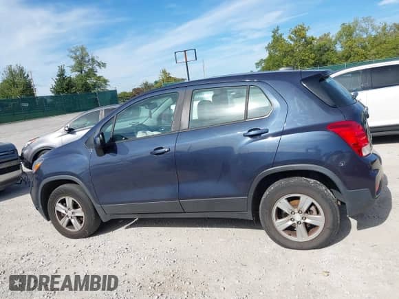 2018 Chevrolet Trax LS с VIN 3GNCJNSB2JL289805, выставлен на аукционе IAAI как лот 43337370 с пробегом 81 993 миль миль и . История ставок и продаж доступна на DreamBid. Изображение 14.