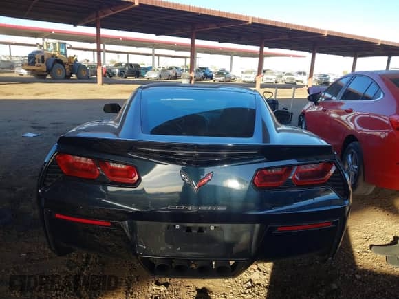 2014 Chevrolet Corvette Z51 3LT with VIN 1G1YL2D70E5104908, listed as a IAAI auction lot 41382006 with 133,341 mi miles and . Bid and sale history available at DreamBid. Image 17.