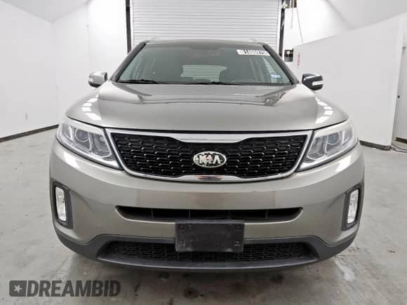 2014 Kia Sorento LX с VIN 5XYKT3A69EG519585, выставлен на аукционе Copart как лот 81406975 с пробегом 216 376 миль миль и Чистый • Clean title. История ставок и продаж доступна на DreamBid. Изображение 5.