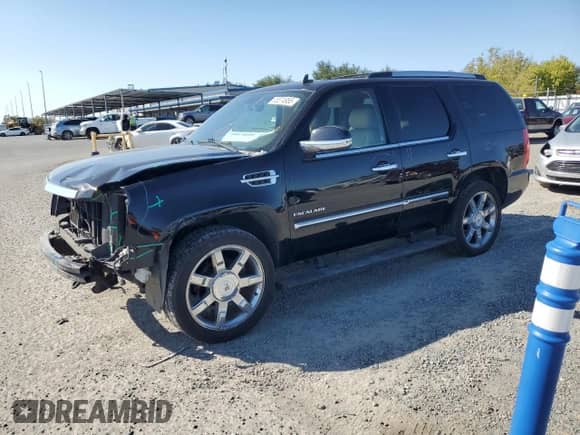 2011 Cadillac Escalade Premium with VIN 1GYS4CEFXBR381814, listed as a Copart auction lot 85574955 with 153,538 mi miles and Salvage title. Bid and sale history available at DreamBid. Image 1.
