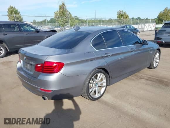 2014 BMW 5 Series 535i xDrive с VIN WBA5B3C5XED530093, выставлен на аукционе IAAI как лот 43134623 с пробегом 66 729 миль миль и . История ставок и продаж доступна на DreamBid. Изображение 4.