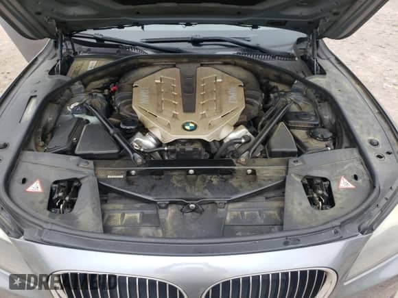 2010 BMW 7 Series 750Li xDrive с VIN WBAKC8C56ACY68961, выставлен на аукционе Copart как лот 62660015 с пробегом 180 567 миль миль и Чистый • Clean title. История ставок и продаж доступна на DreamBid. Изображение 11.