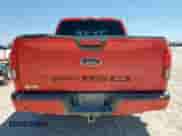 2018 Ford F-150 XL z VIN 1FTEW1C57JKD05079, wystawiony jako Copart lot #70190725 z przebiegiem 184 379 mil mil oraz Szkoda całkowita • Salvage title. Historia ofert i sprzedaży dostępna na DreamBid. Obrazek 6.