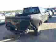 2024 Toyota Tacoma SR5 z VIN 3TMKB5FN7RM004138, wystawiony jako IAAI lot #41428936 z przebiegiem 13 625 mil mil oraz . Historia ofert i sprzedaży dostępna na DreamBid. Obrazek 12.