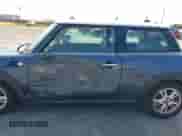 2011 MINI Hardtop with VIN WMWSU3C52BT091518, listed as a IAAI auction lot 42538726 with 120,384 mi miles and . Bid and sale history available at DreamBid. Image 14.