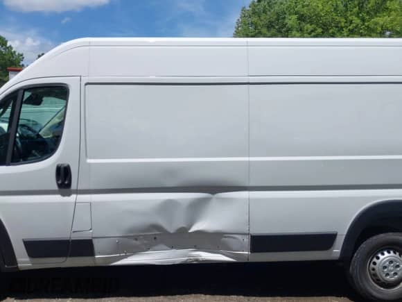 2025 Ram ProMaster Cargo Tradesman с VIN 3C6LRVDG6SE519000, выставлен на аукционе IAAI как лот 42744920 с пробегом 17 132 миль миль и . История ставок и продаж доступна на DreamBid. Изображение 14.