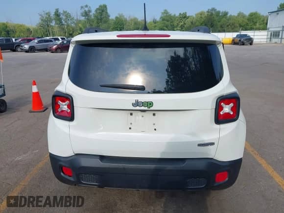 2017 Jeep Renegade Latitude с VIN ZACCJABB3HPE48978, выставлен на аукционе IAAI как лот 42988398 с пробегом 122 734 миль миль и . История ставок и продаж доступна на DreamBid. Изображение 16.